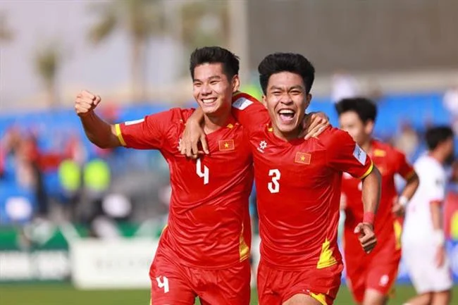 Kiểm soát truy cập nghiêm ngặt